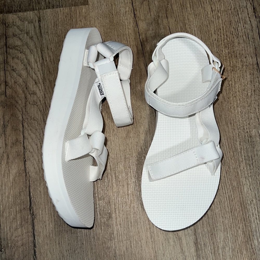 Teva Original Universal Sandals white size 9